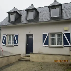 la-maison-bleue-lannion.inbrittany.com/