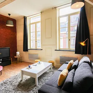 Old Town - Nice And Functional Apt Appartement